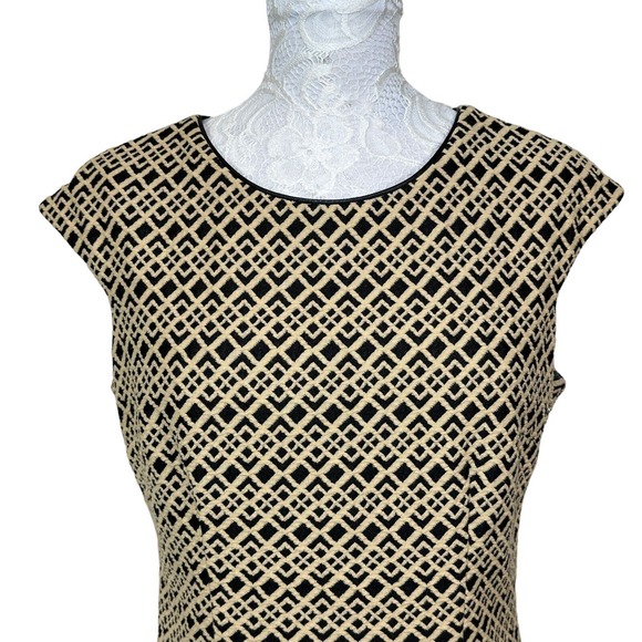 Eliza J Women's Sleeveless Geometric Patterned Multicolor Sheath Dress Size 8 - Picture 3 of 10